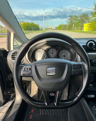 Seat Leon cena 38000 przebieg: 266000, rok produkcji 2010 z Kostrzyn małe 254